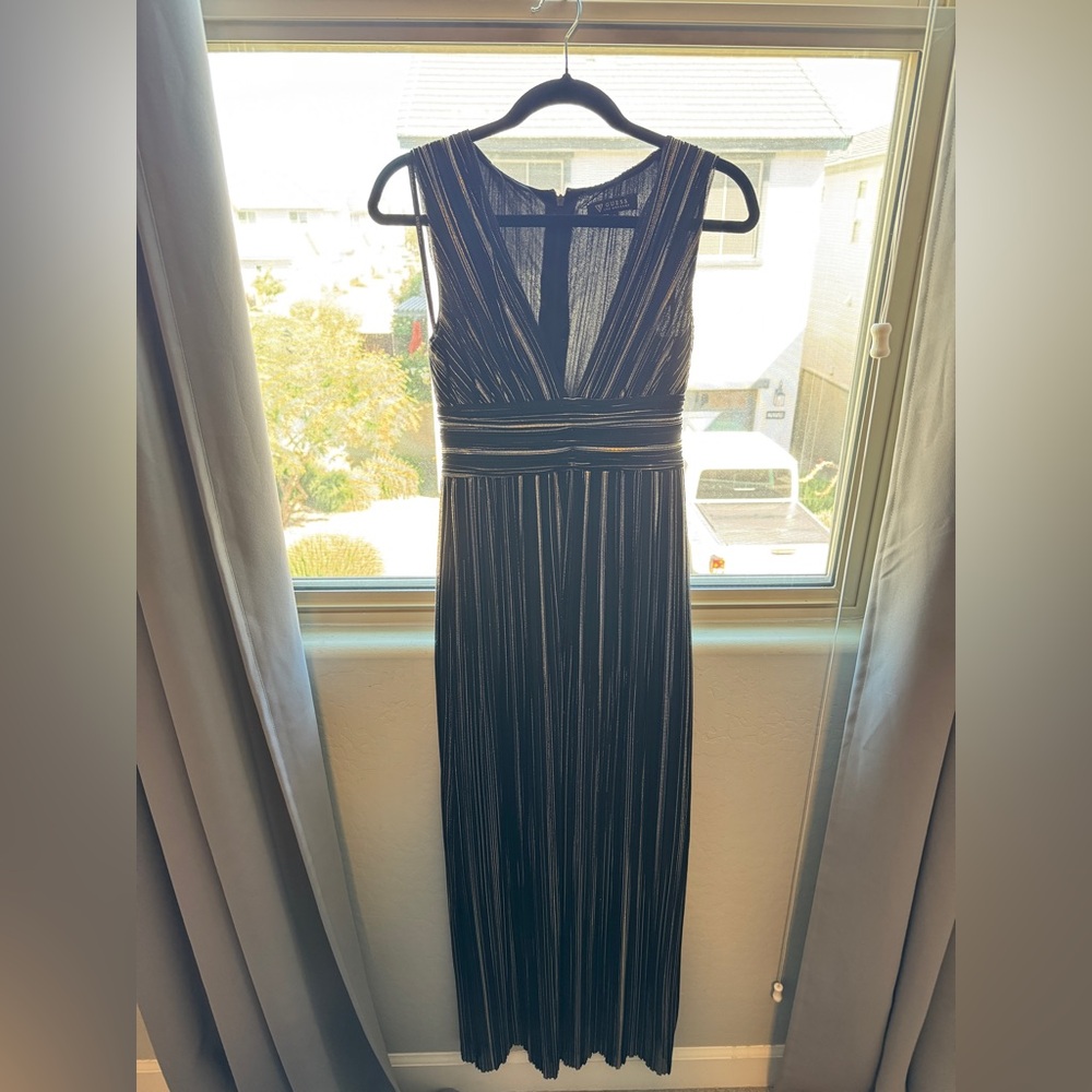Guess Black Pleated Maxi Dress Plunge Neckline